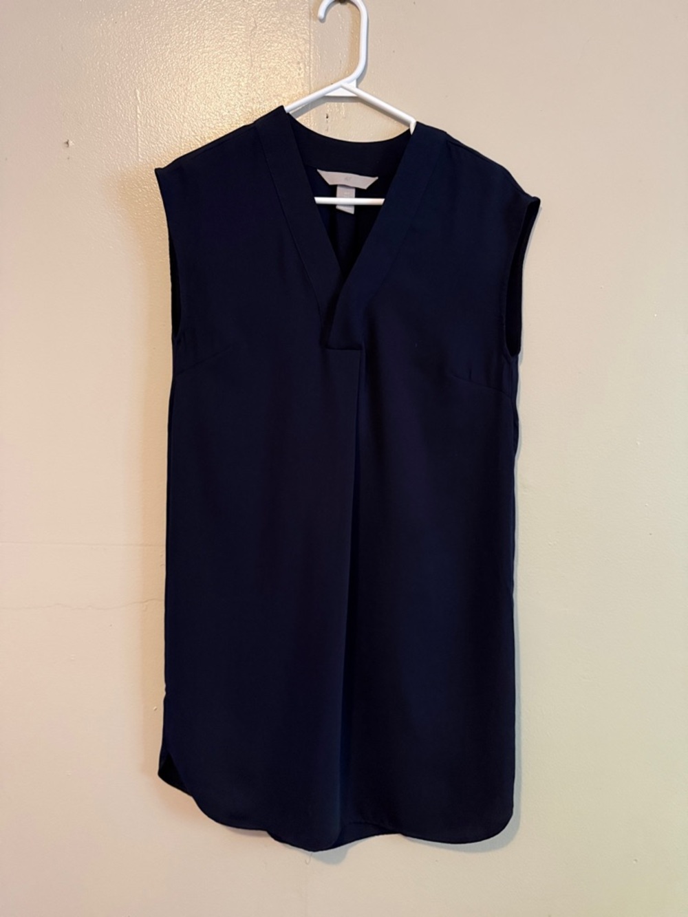 H&M Sleeveless V-Neck Dress in Navy Blue